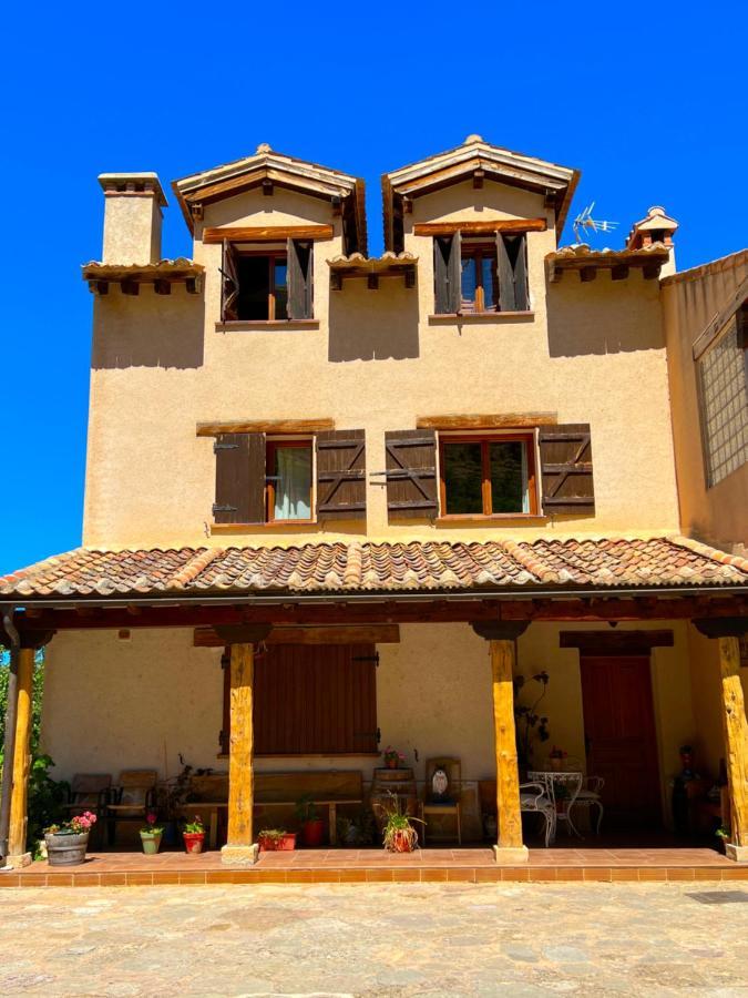 Hotel Rural La Huerta Montejo de la Vega de la Serrezuela ภายนอก รูปภาพ
